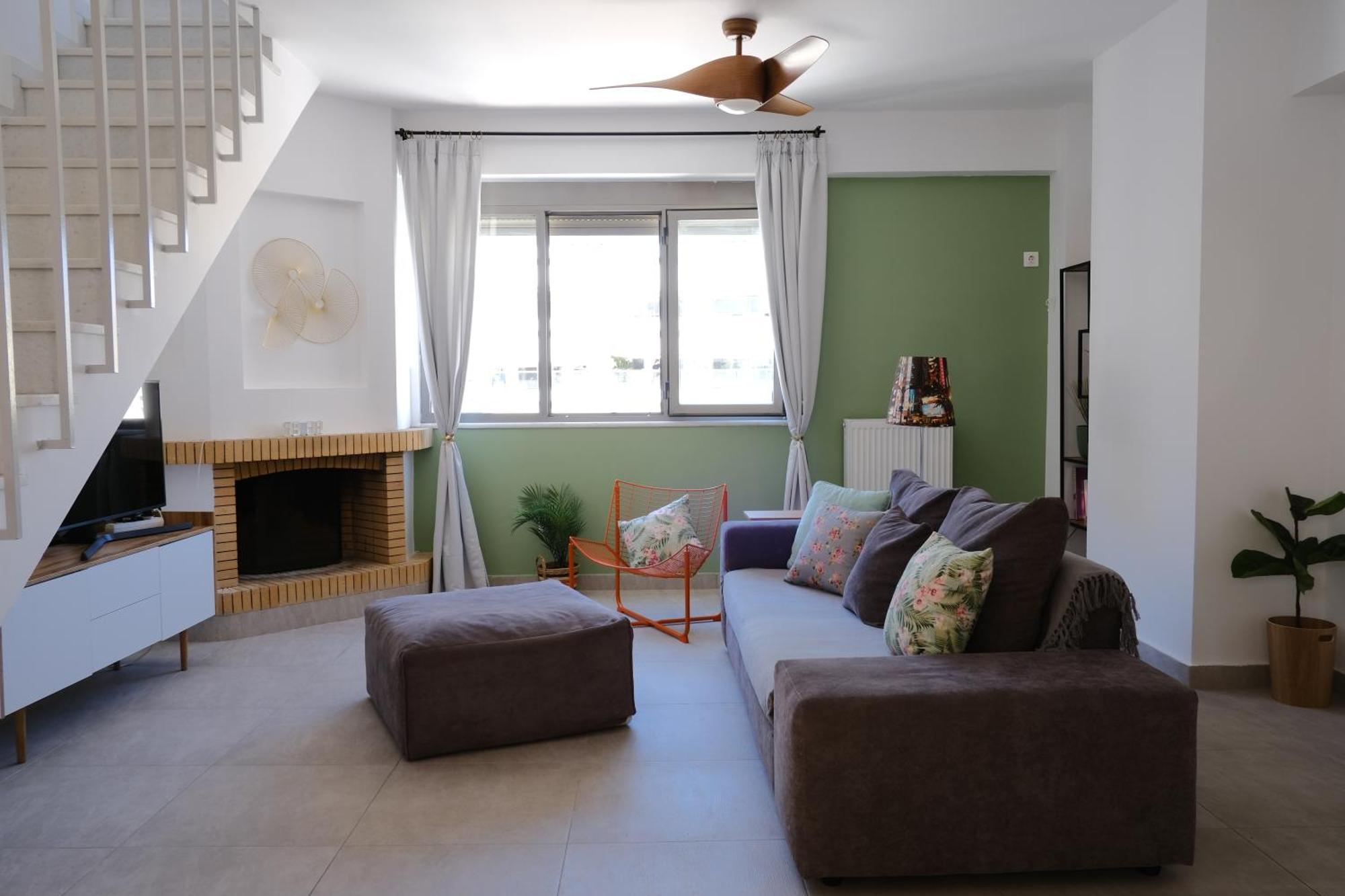 Marina's Maisonette - 140sqm Central Apartment